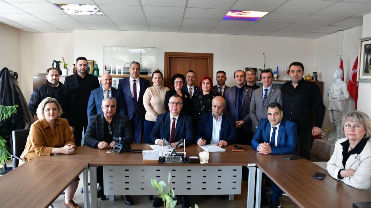 Başkan Arslan Müjdeyi Verdi: İçme Suyu Projesinde İmzalar Atıldı, Yer Teslimi Yapıldı