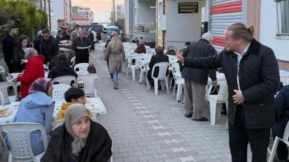 Başkan Öztürk iftar sofralarına konuk oldu