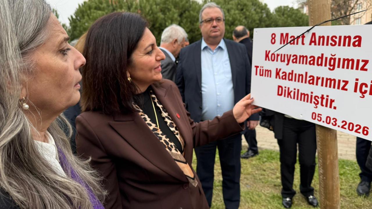 Çanakkale'de CHP Rüzgarı! Milletvekili Sibel Suiçmez ve Levent Gürbüz'den Gövde Gösterisi: "Birlik Ruhumuz Güçleniyor"