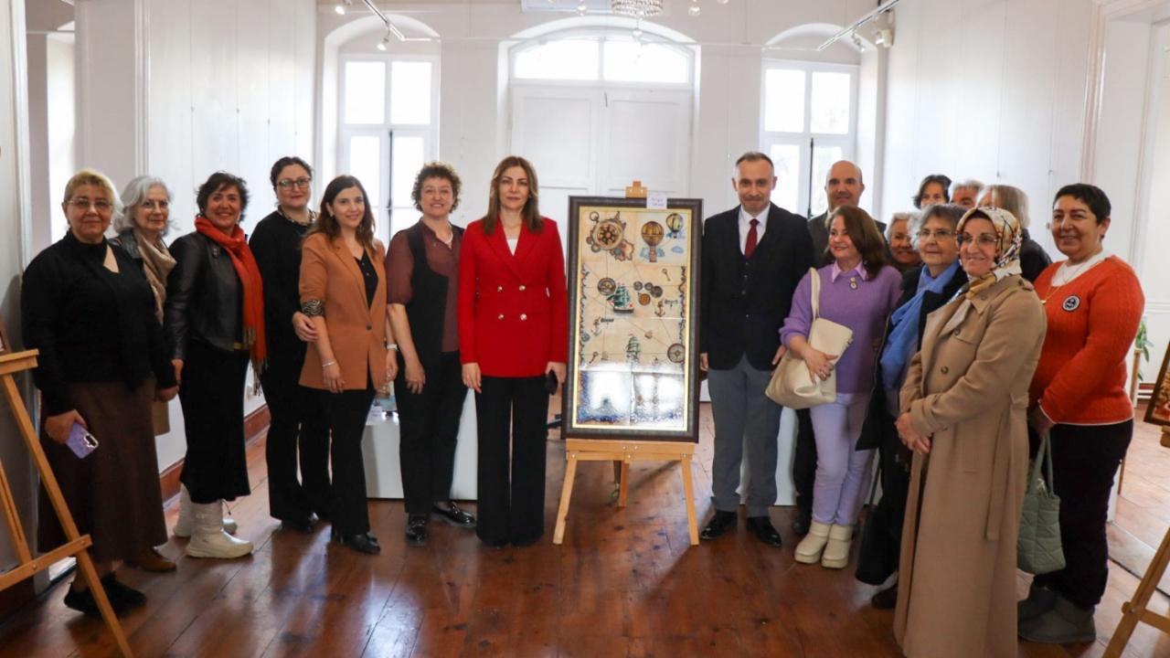 Çanakkale’de dikkat çeken sergi! İl Müdürü bile yerinde inceledi… Troya detayı merak uyandırdı