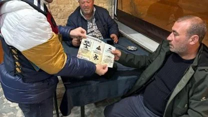 Çanakkale'de Jandarmadan Siber Operasyon: Dijital Tuzaklara Karşı 240 Vatandaş Uyarıldı!