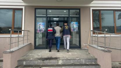 Çanakkale’de JASAT Pençesi: 10 Yıl Hapisle Aranan O Şahıs Enselendi!