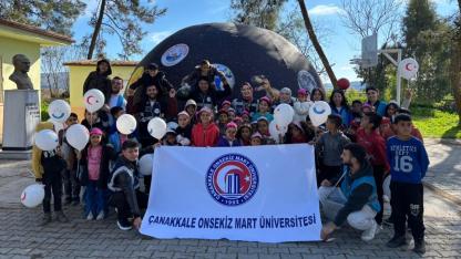 Çanakkale'den Hatay'a Gönül Köprüsü: Şehitler Diyarından Gelen 'Umut' Çantalarıyla Uzay Yolculuğu!