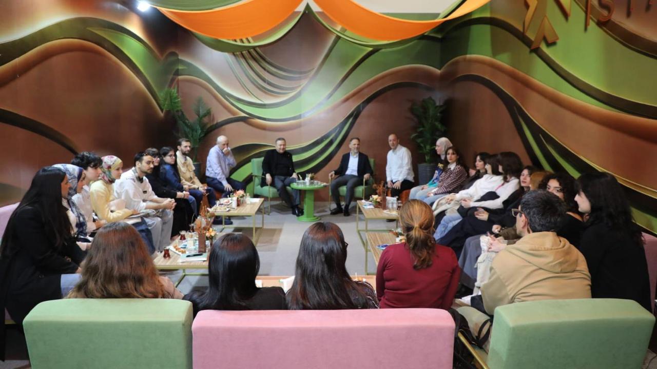 ÇOMÜ’lü Tasarımcılar İstanbul’da: Texhibition Fuarı’nda Teknik Ziyaret