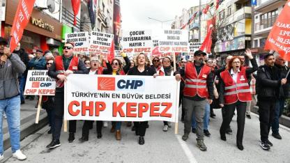 Davul Zurnayla Yürüdüler, Mesajı Verdi: Kepez ‘Artık İlçe Olacağım’ Diyor