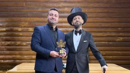 Dünyaca Ünlü Yazar Akif Manaf’a Doğayla Barış Ödülü