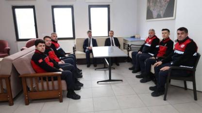 Gelibolu’da Bayramlaşma: Görev Başındaki Personel Unutulmadı!