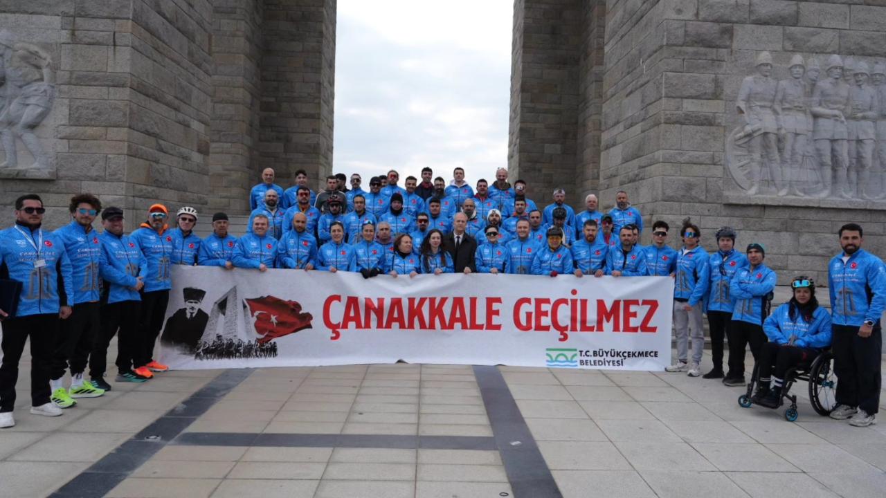 İstanbul’dan Şehitler Abidesi’ne "Zafer" Sürüşü: Pedallar Ecdat İçin Döndü!