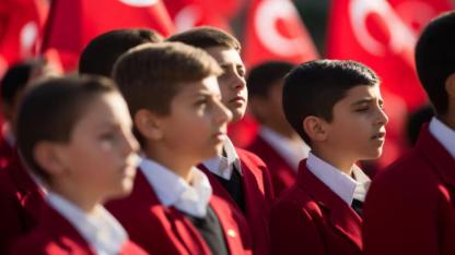 İstiklal Marşı’na saygısızlığa ceza mı geliyor? Yeni kanun teklifi mecliste!