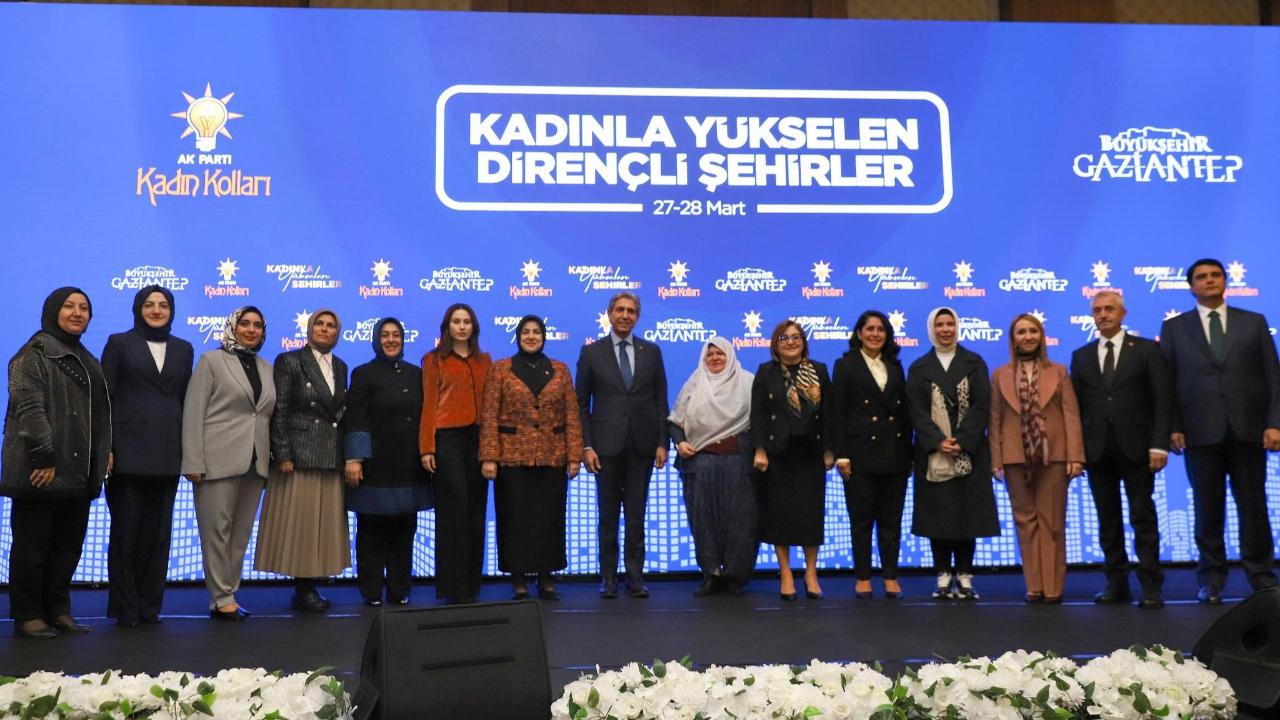 Kalkım Belediye Başkanı Zeynep Çelik Gaziantep'te: Şehirlerin Geleceği Kadın Eliyle Şekilleniyor!