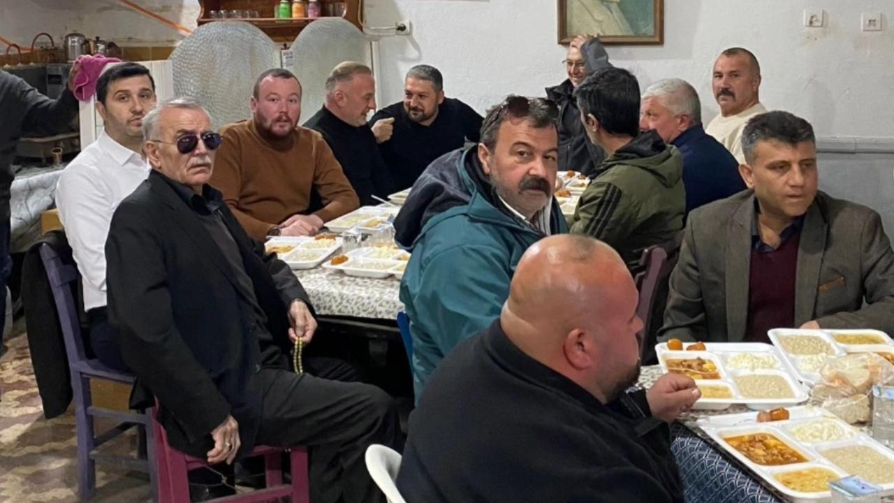 MHP Çanakkale Heyeti Ayvacık ve Ezine'de Vatandaşla İftarda Buluştu