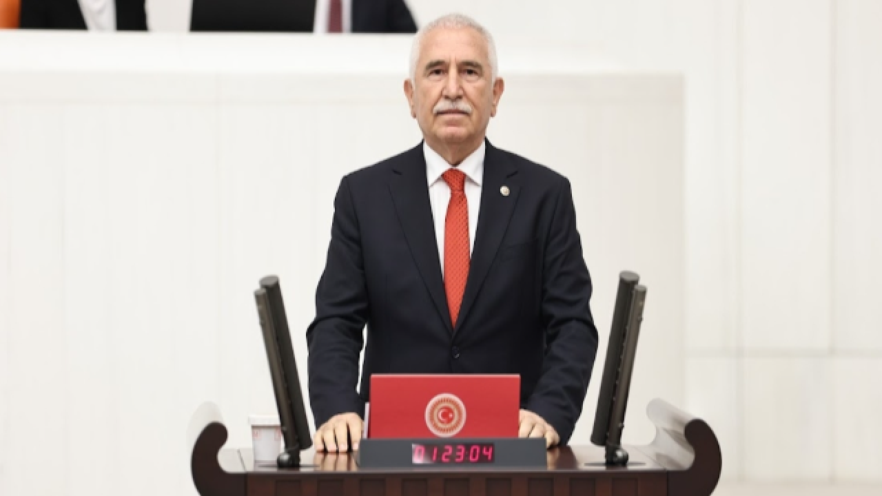 Milyonlarca Kadına Erken Emeklilik Umudu: Doğum Borçlanmasında Sigorta Şartı Tarih mi Oluyor?