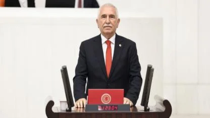 Milyonlarca Kadına Erken Emeklilik Umudu: Doğum Borçlanmasında Sigorta Şartı Tarih mi Oluyor?