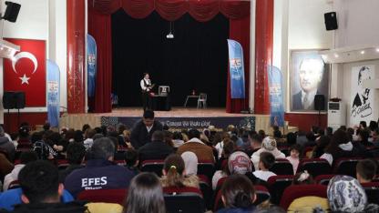 Gelibolu'da Ramazan geceleri geleneksel oyunlarla renklendi