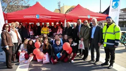 Cumhuriyet Meydanı’nda Deprem Hareketliliği!