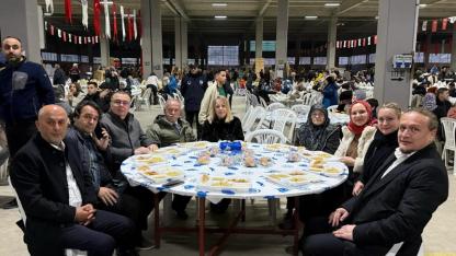 Lapseki Belediyesi'nden unutulmaz iftar programı