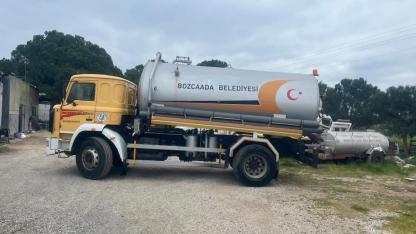 Bozcaada’ya 12 Tonluk Yeni Vidanjör!