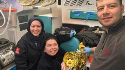 Ambulansta Mucize Doğum: Minik Misafir Yolda "Merhaba" Dedi