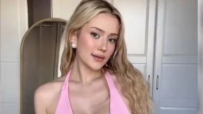 Sosyal medya fenomeni Kübra Karaaslan, Osmangazi Köprüsü'nde intihar etti!