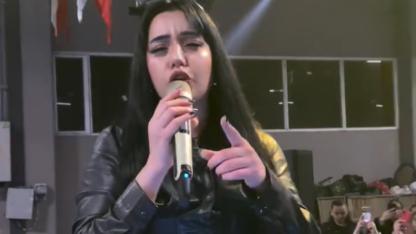 Şalvarlar Gold, Eğlence Tavan! Sanatçı Gizo Söyledi, Lapseki Oynadı