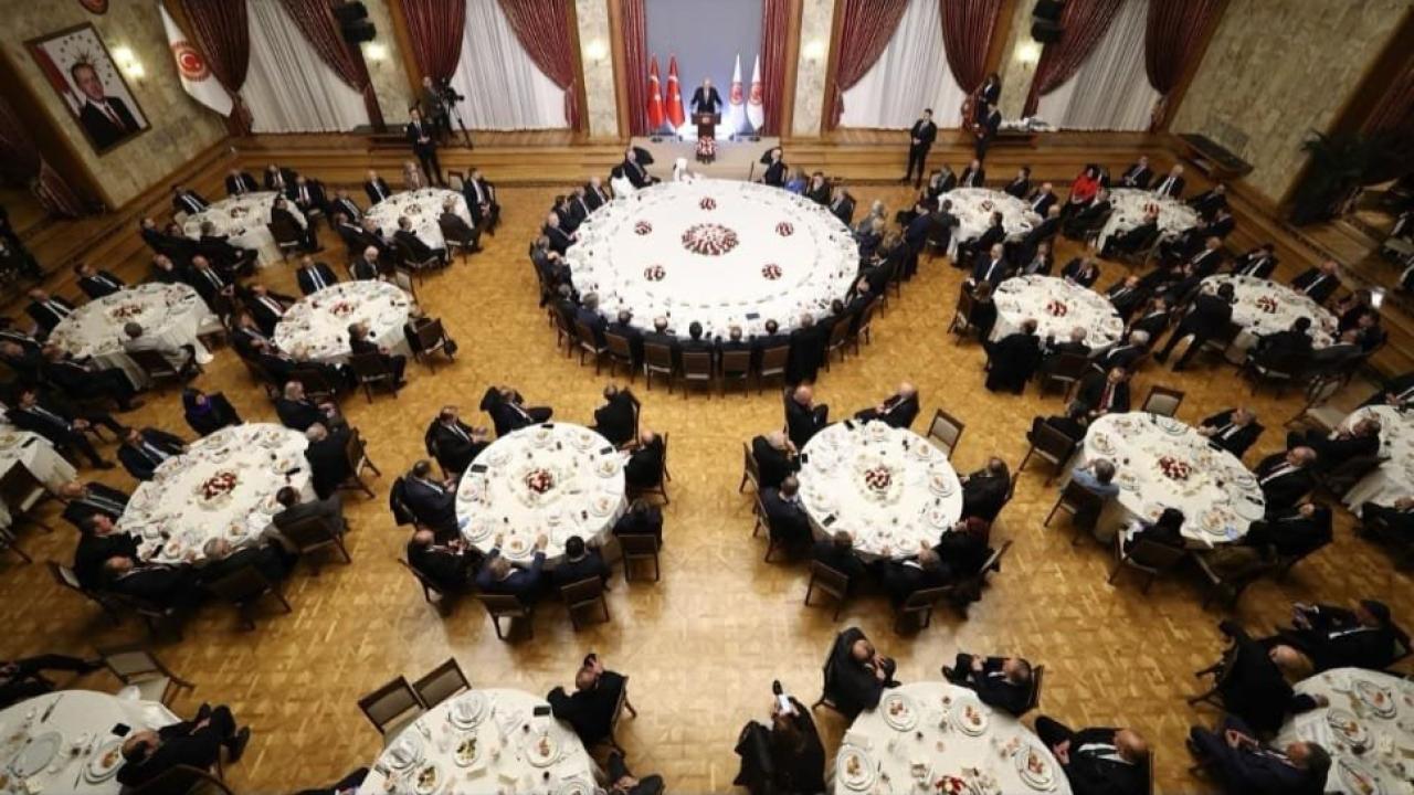 Rektör Erenoğlu Gazi Meclis’te: TBMM Başkanı Kurtulmuş ile İftar Buluşması