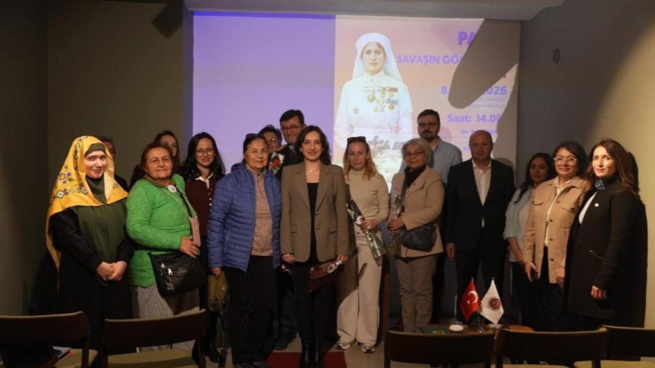 "Savaşın Gölgesinde Kadın" Paneli