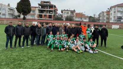 Tarih Yazdılar! Kepez İda Spor Namağlup Şampiyon