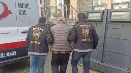11 yıl kaçtı, 9 estetikle yeni yüz yaptı... Yeni hayat kurup yıllarca maaşla çalışan katil, işçi servisinde yakalandı