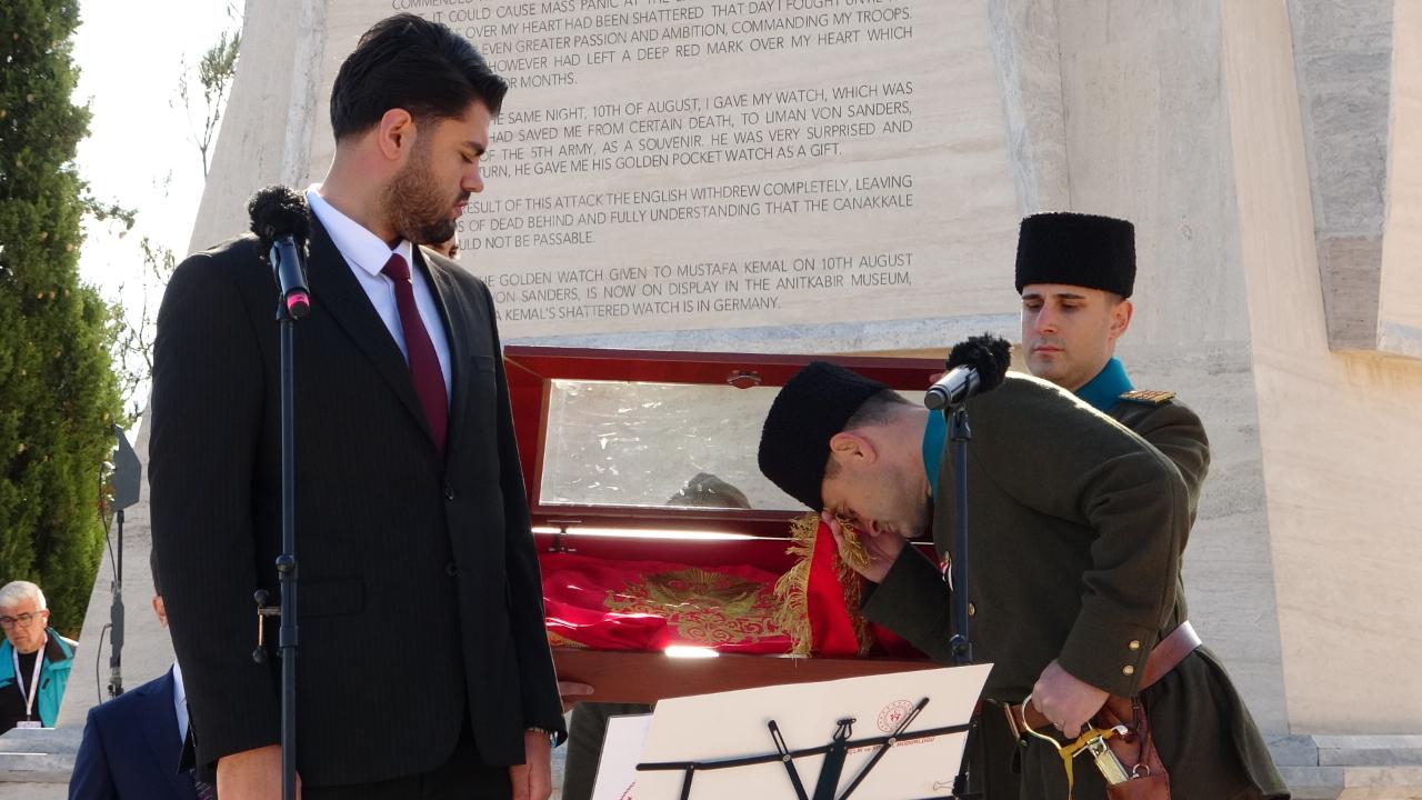 111 Yıl Sonra Aynı Noktada! 57’nci Alay Sancağı Teslim Edildi… O Anlarda Neler Yaşandı?