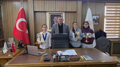 Atina’yı Salladılar, Gökçeada’yı Gururlandırdılar!