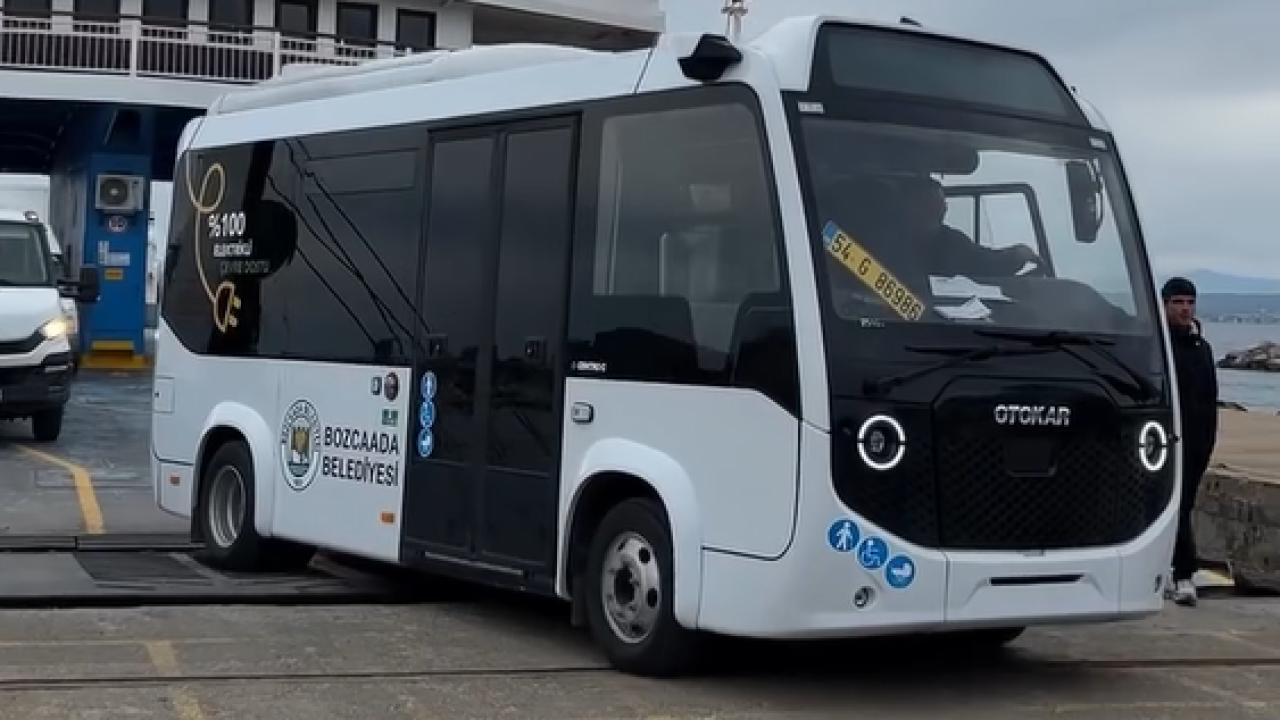 Bozcaada’ya 2 Yeni Araç Geldi! Biri Ücretsiz Hizmet Verecek…