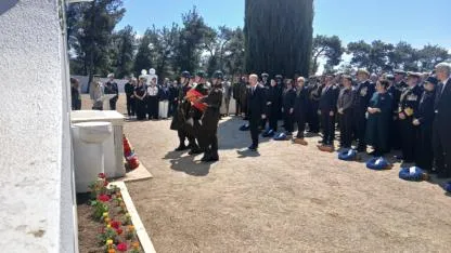 Çanakkale’de 111 Yıl Sonra Aynı Noktada Buluştular: Fransız Anıtında tören düzenlendi