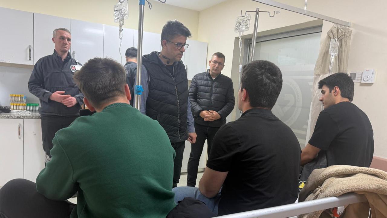 Çanakkale’de 73 Öğrenci Hastanelik Olmuştu! Rektörlükten Açıklama Geldi…