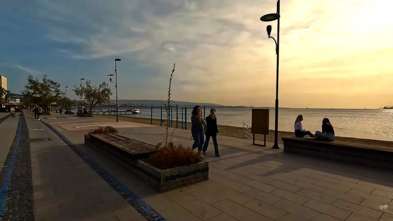 Çanakkale'de Sahiller Kafe Oldu: 'Beleş Kafe' Kültürü Yeni Kordon'da Güçleniyor