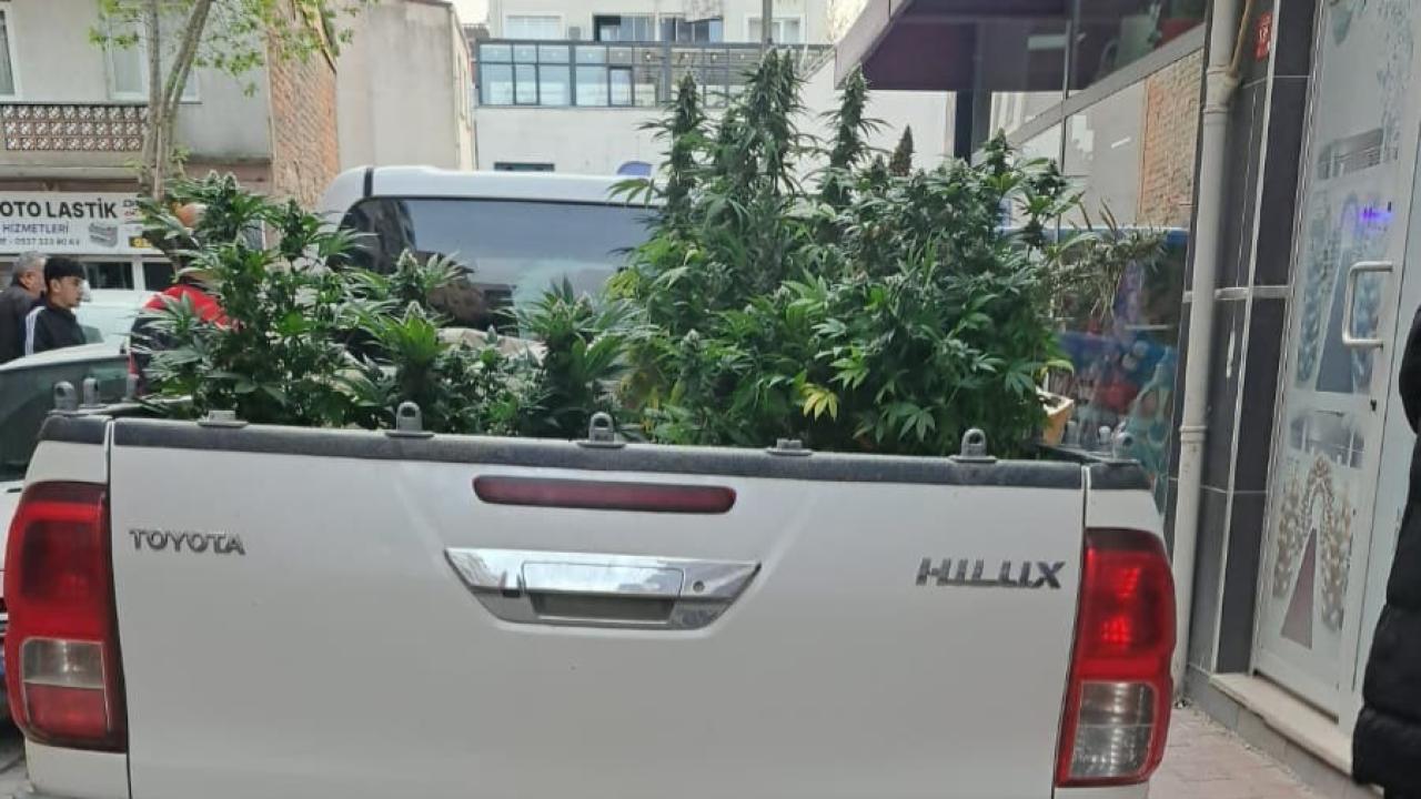 Çanakkale’de Şok Operasyon! Apartman Dairesinde Şaşırtan Görüntü Jandarma Baskınıyla Ortaya Çıktı!