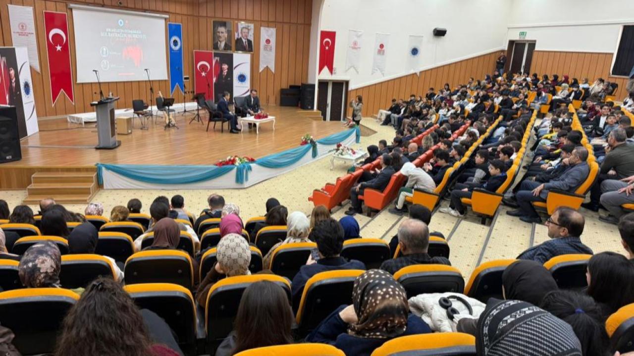 Çanakkale’den Bitlis’e ‘Bir Milletin Fedakârlığı, Bir Bayrağın Hürriyeti’ söyleşisi