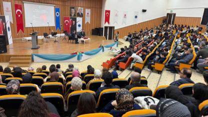 Çanakkale’den Bitlis’e ‘Bir Milletin Fedakârlığı, Bir Bayrağın Hürriyeti’ söyleşisi