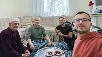 Dünyayı Geziyordu, Çanakkale’de Durdu: Bisikletli Gezginin Durak Noktası Doğancı Köyü Oldu