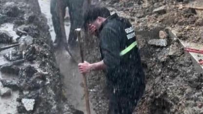 Gelibolu Belediyesi'nde Skandal Görüntüler! "Hizmet" Dediler, İşçinin Canını Hiçe Saydılar