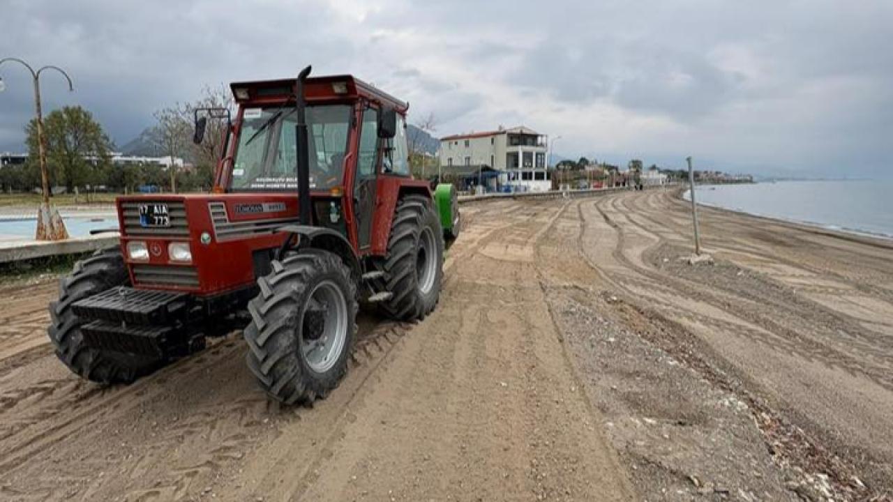Küçükkuyu sahillerinde yaz hazırlığı