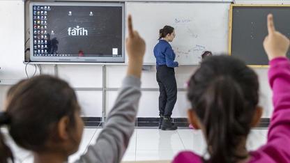 Öğretmenleri Yakından İlgilendiriyor: 120 Ay Detayıyla Yeni Haklar Geldi!