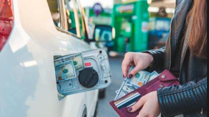 Depoları Hemen Doldurun! Motorine Cumhuriyet Tarihinin En Büyük Zammı Geliyor