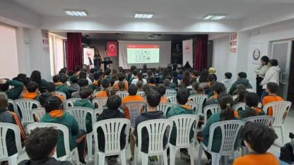 Çanakkaleli öğrencilere balık sevgisi aşılandı