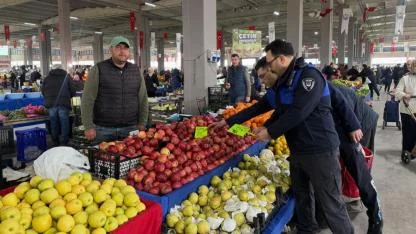 Lapseki'de Zabıta Sahaya İndi: Cumartesi Pazarı'nda Sıkı Denetim!