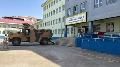 Şanlıurfa'da liseye silahlı saldırı!