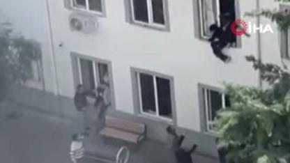 Kahramanmaraş'ta Okulda Dehşet Anları: Öğrenciler Kurşunlardan Kaçmak İçin Pencereden Atladılar