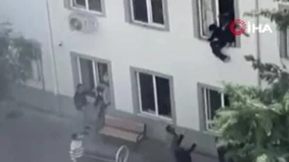 Kahramanmaraş'ta Okulda Dehşet Anları: Öğrenciler Kurşunlardan Kaçmak İçin Pencereden Atladılar