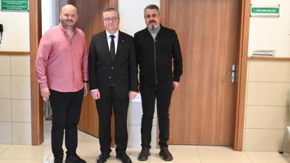 Başkan Alper Şen, kaldırılan ters Atatürk maskları nedeniyle hakim karşısına çıktı