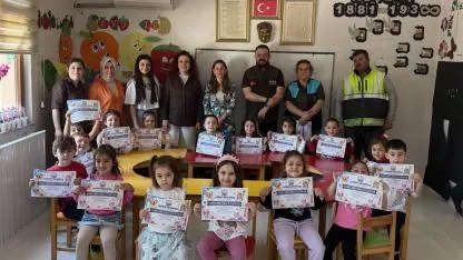 Lapseki’de çocuklara hayvan sevgisi ve bilinci aşılanıyor