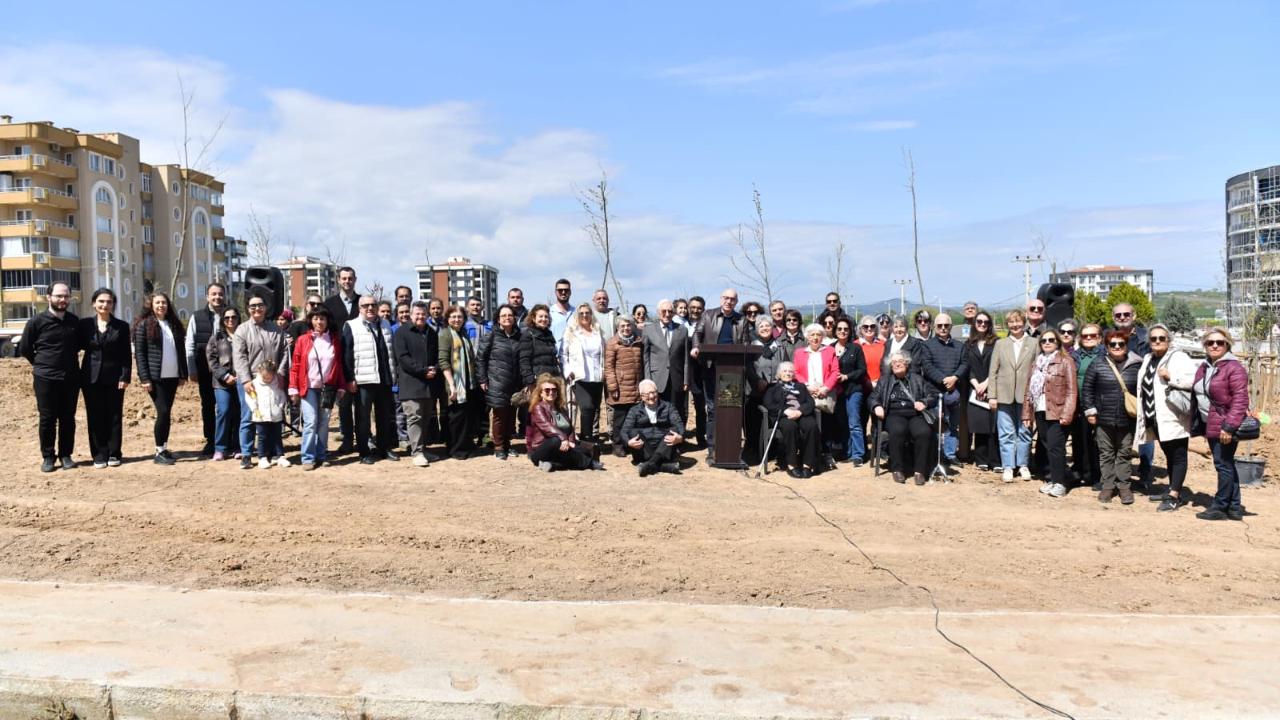 Reşat Tabak’ın İsmi Bu Parkta Yeşerecek! 77 Fidan Toprakla Buluştu